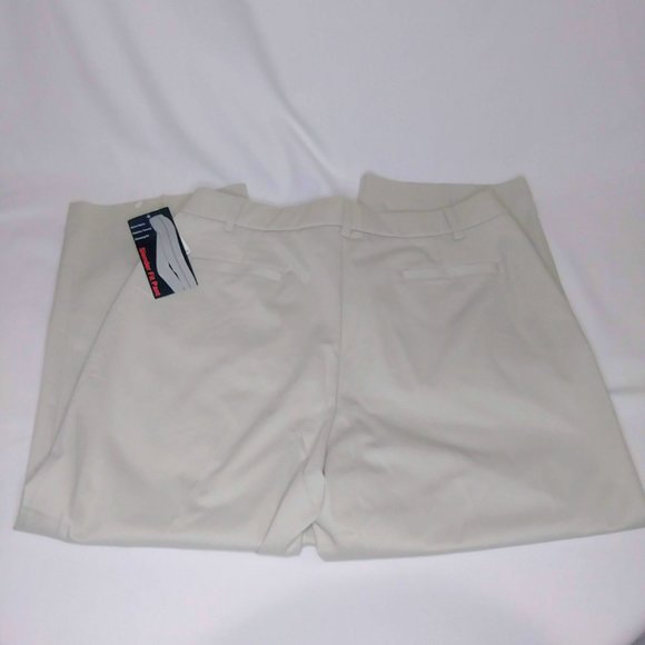 [NWT] BRIGGS NEW YORK tummy control tan capris - Picture 4 of 8